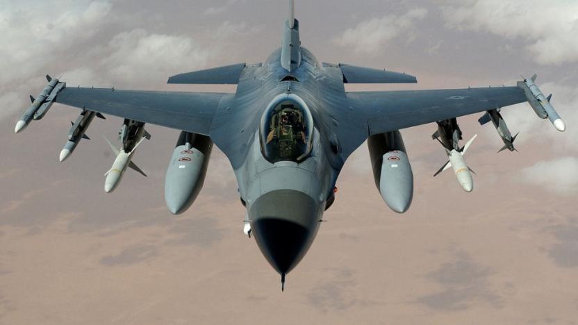 Ukrayna ya F-16 teslimatı için nihai karar ABD de